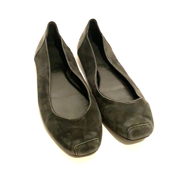 Diane Von Furstenberg Shoes - Diane Von Furstenburg Suede Flats